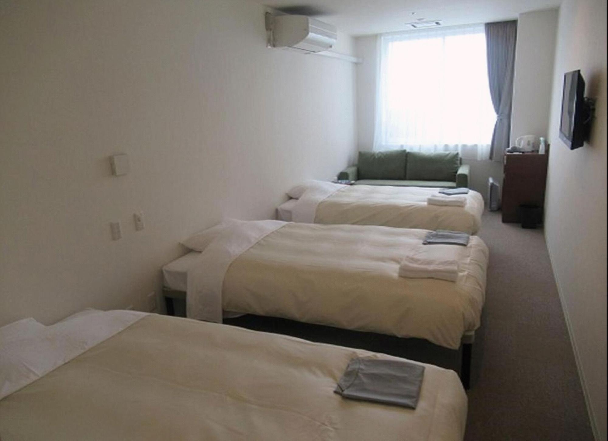 Hotel Crown Hills 3*